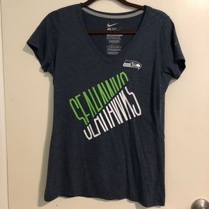 Seattle Seahawks Ladies T Large GUC